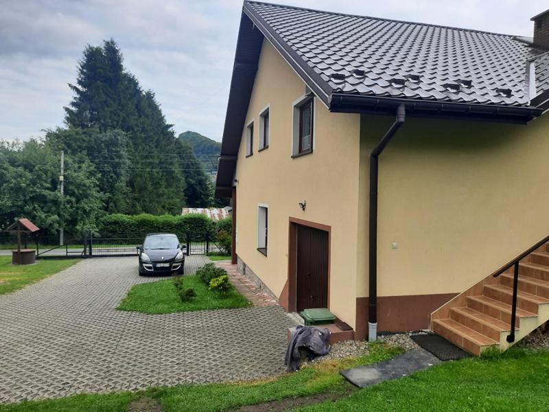 Noclegi KOZINIEC Bobrka Esterno foto